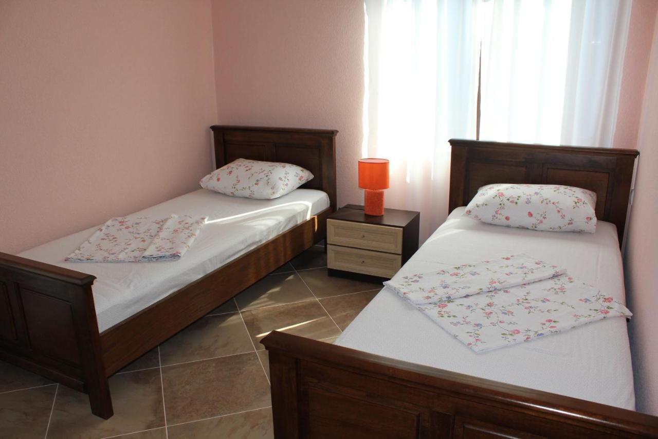 Villa Malina New Tivat Eksteriør billede