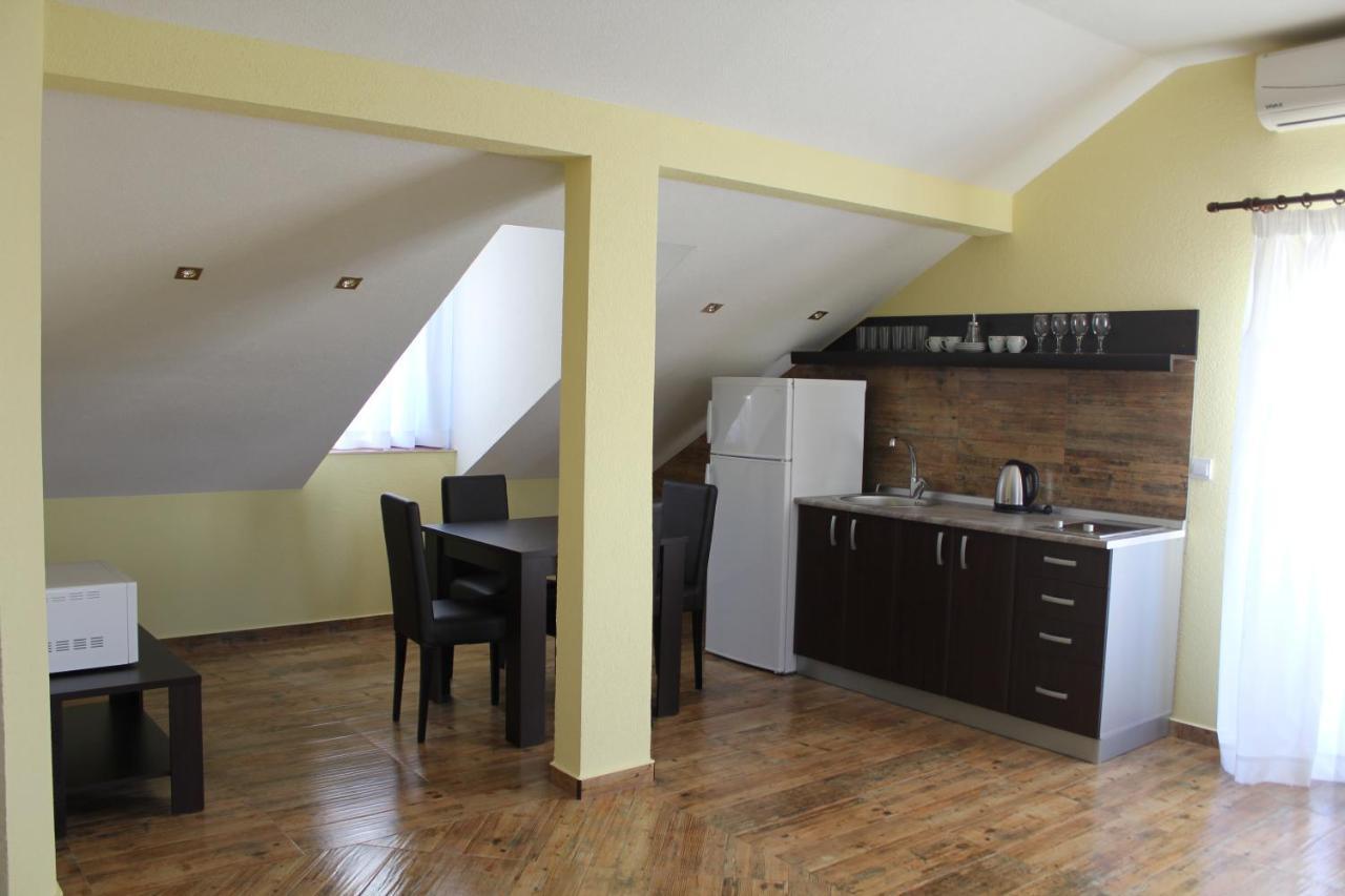 Villa Malina New Tivat Eksteriør billede