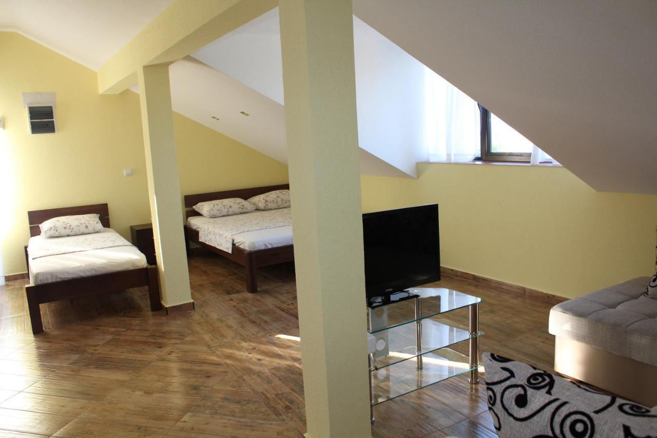 Villa Malina New Tivat Eksteriør billede