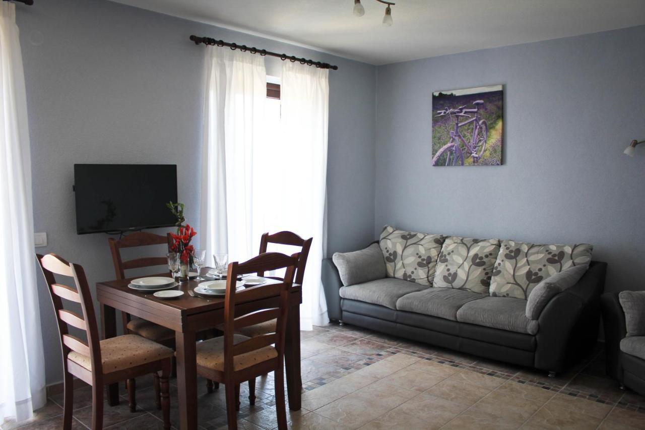 Villa Malina New Tivat Eksteriør billede