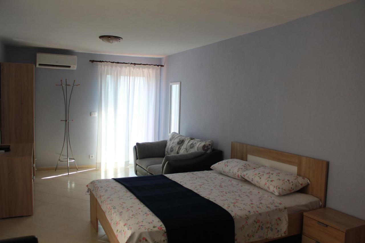 Villa Malina New Tivat Eksteriør billede