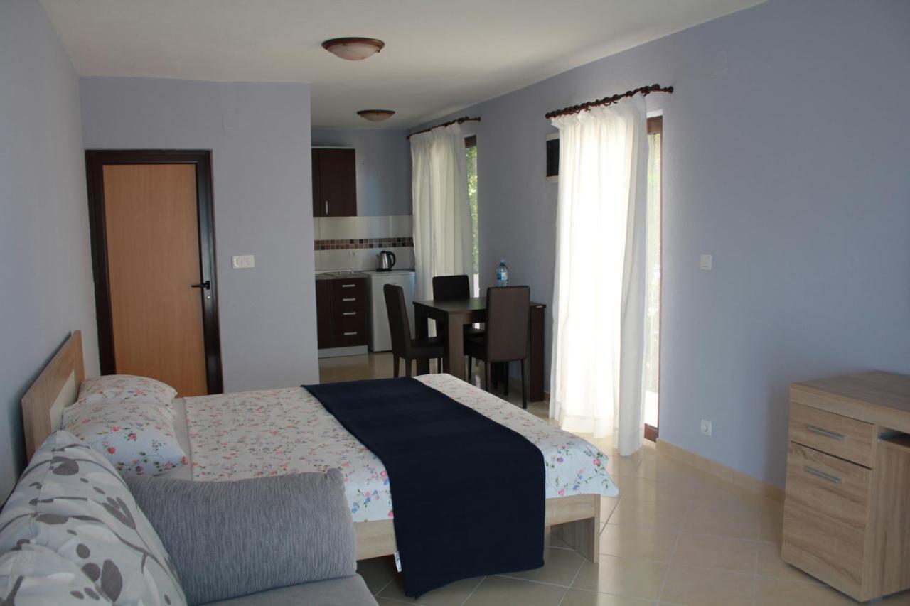 Villa Malina New Tivat Eksteriør billede